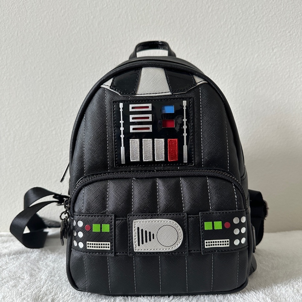 Disney Loungefly Mini Backpack - Star Wars Darth Vader Light Up Cosplay